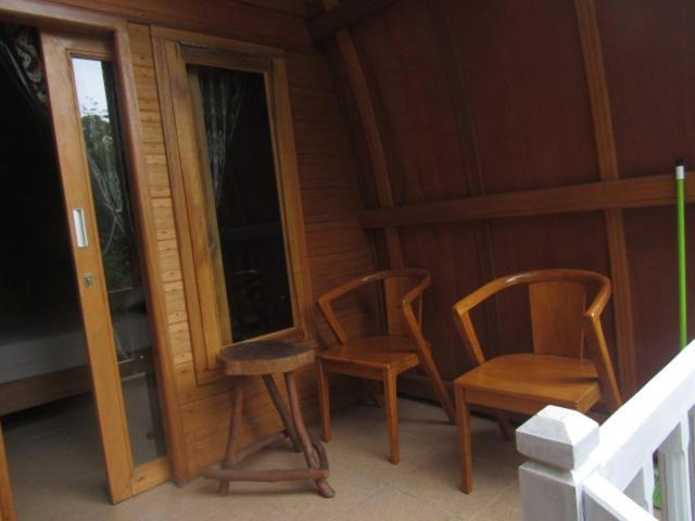 Bale Jukung Bed and Breakfast Tanjung  Buitenkant foto