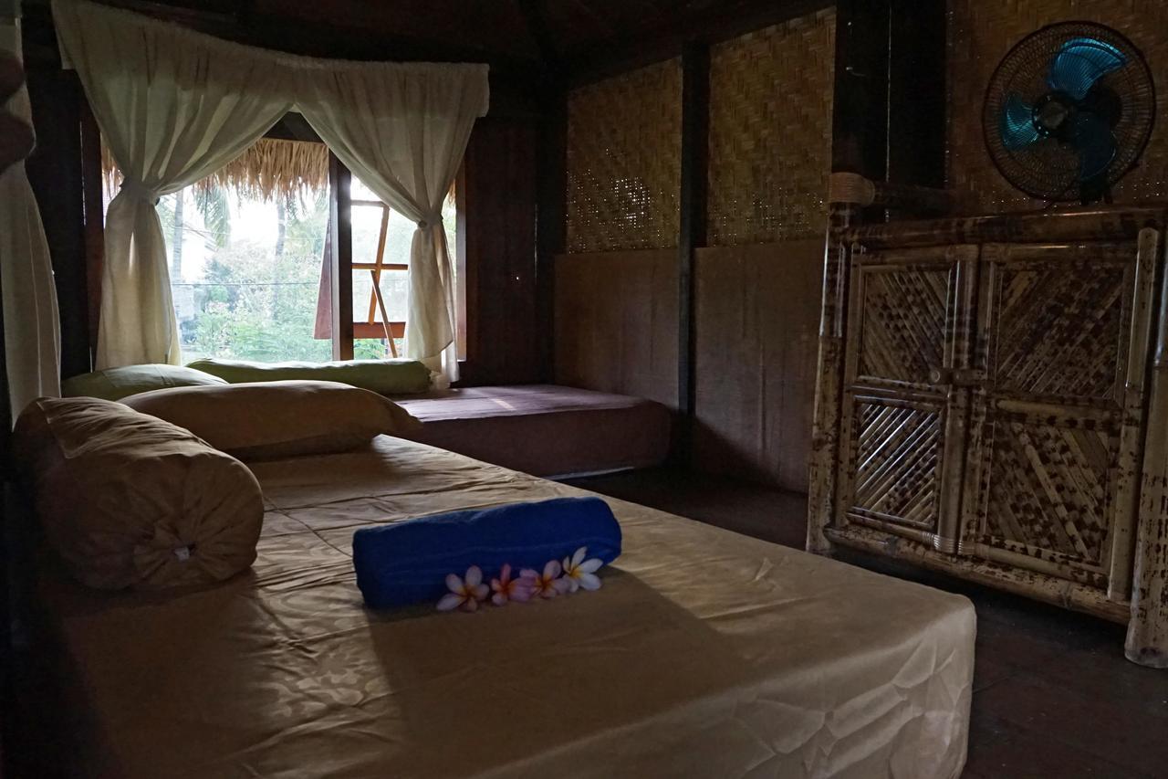 Bale Jukung Bed and Breakfast Tanjung  Buitenkant foto