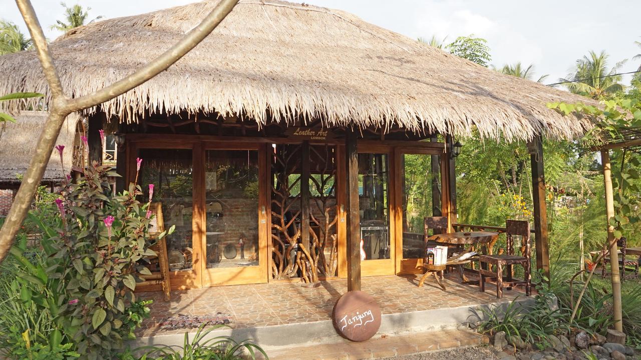 Bale Jukung Bed and Breakfast Tanjung  Buitenkant foto